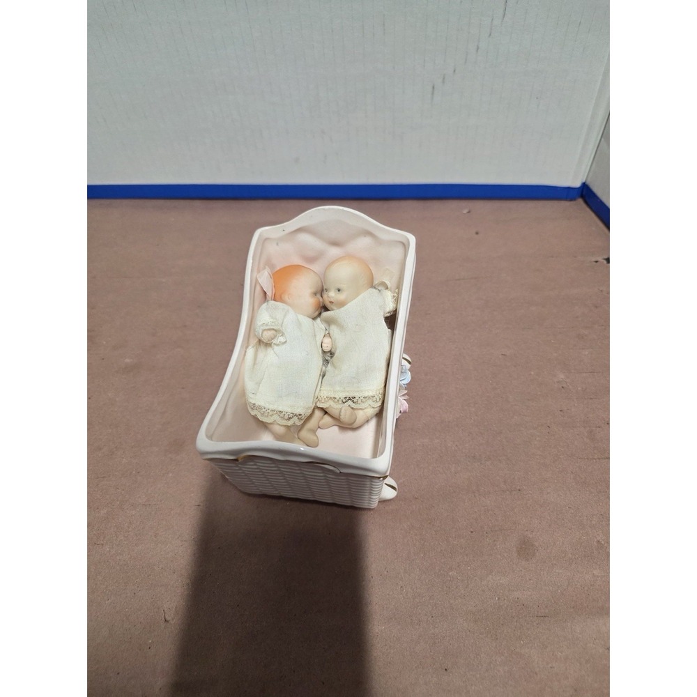 Vintage RELPO C1183 Baby Bassinet Planter w/ 2 Dolls Pink Floral Nursery